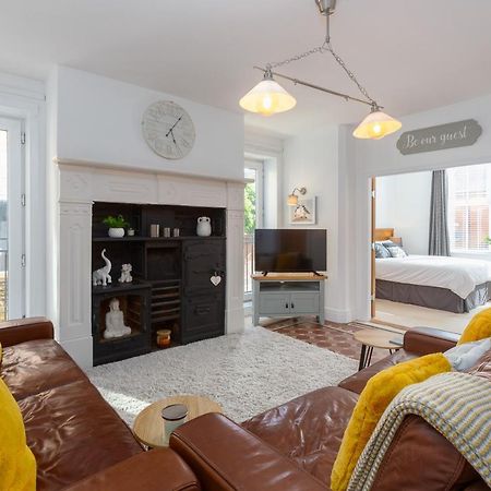 Charles Alexander Short Stay - Clifton Drive Beach Retreat Lytham St Annes Exterior foto