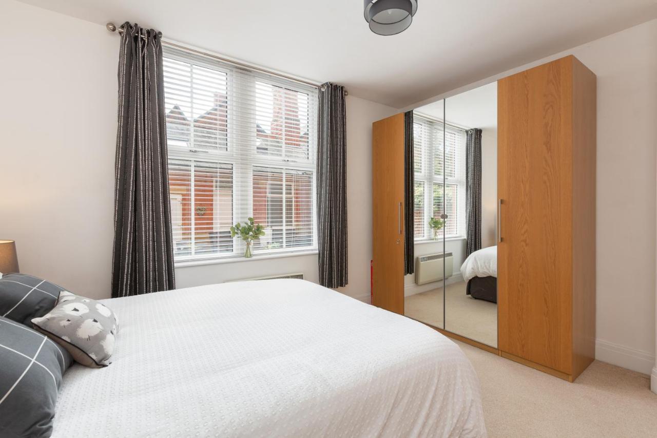 Charles Alexander Short Stay - Clifton Drive Beach Retreat Lytham St Annes Exterior foto