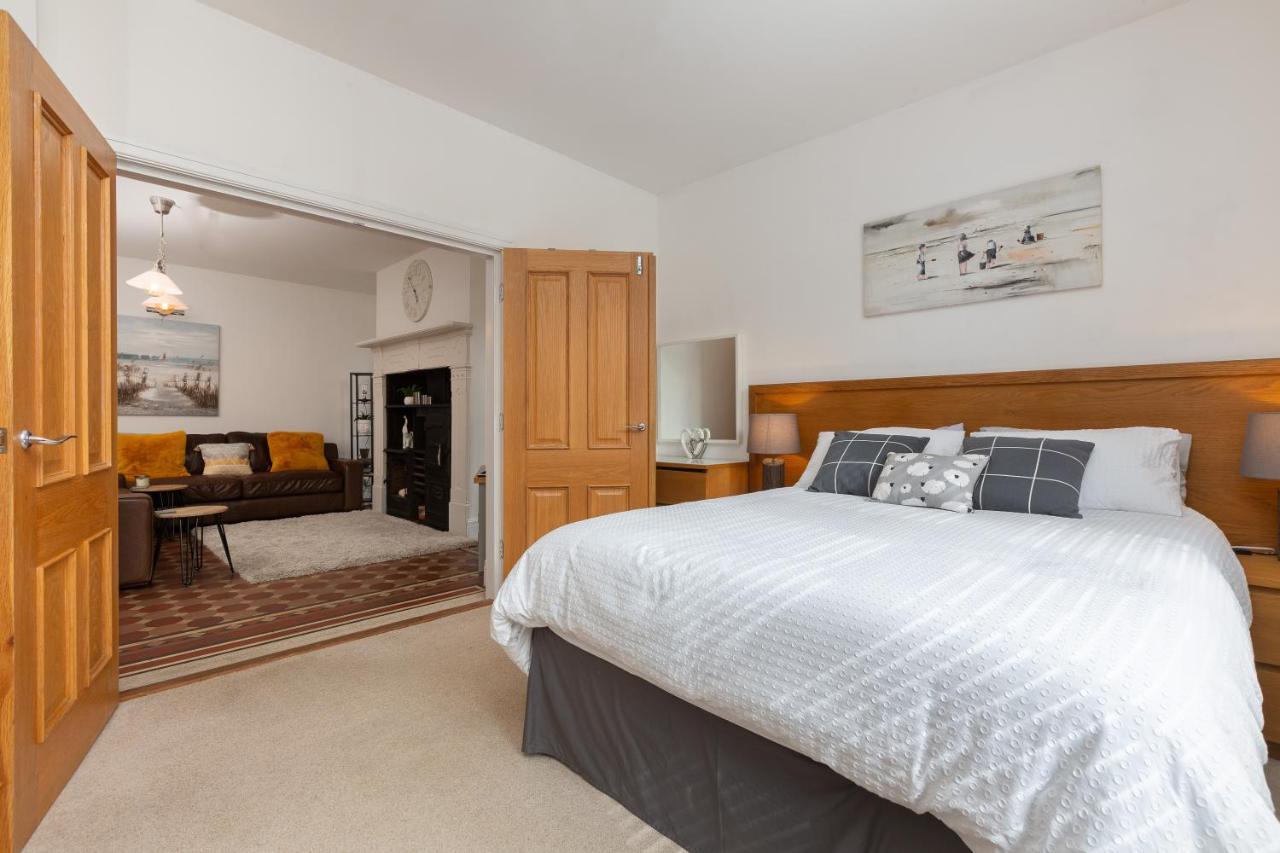 Charles Alexander Short Stay - Clifton Drive Beach Retreat Lytham St Annes Exterior foto