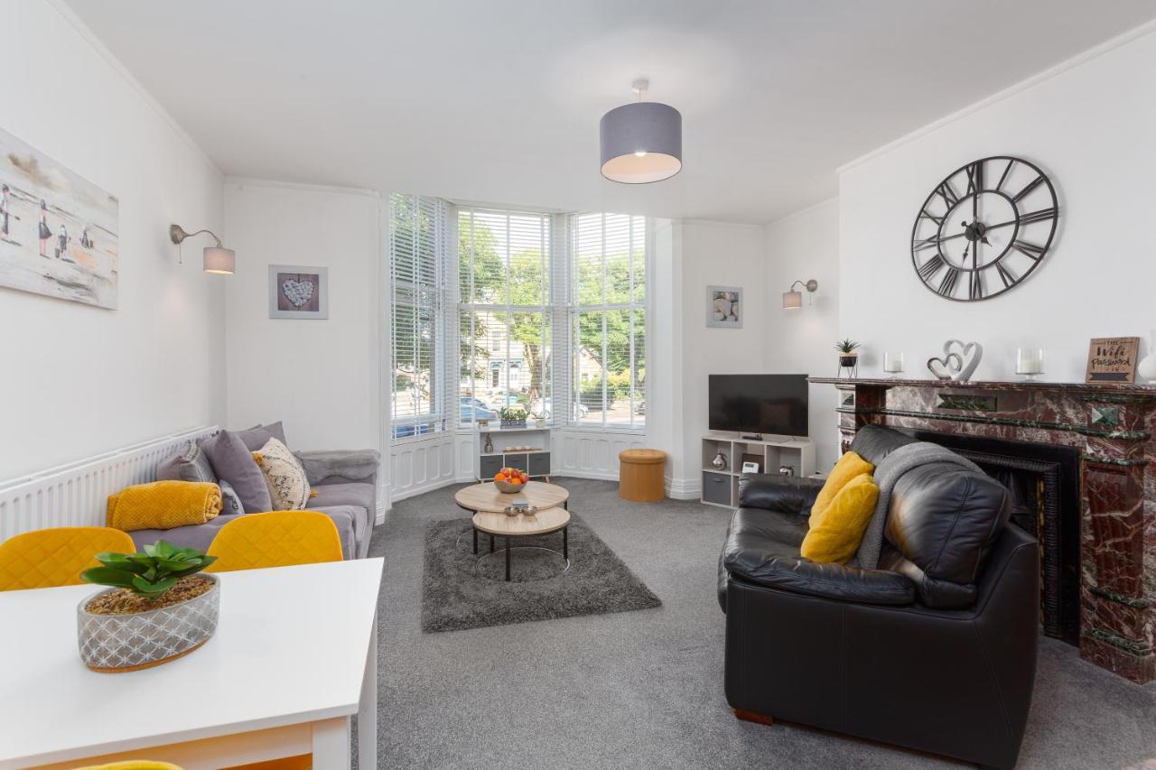 Charles Alexander Short Stay - Clifton Drive Beach Retreat Lytham St Annes Exterior foto